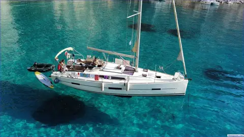 Dufour 410 Grand Large 2013