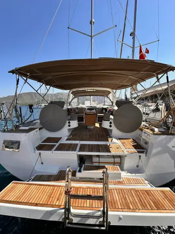 BENETEAU OCEANIS 55