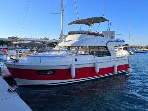 BENETEAU SWIFT TRAWLER 35