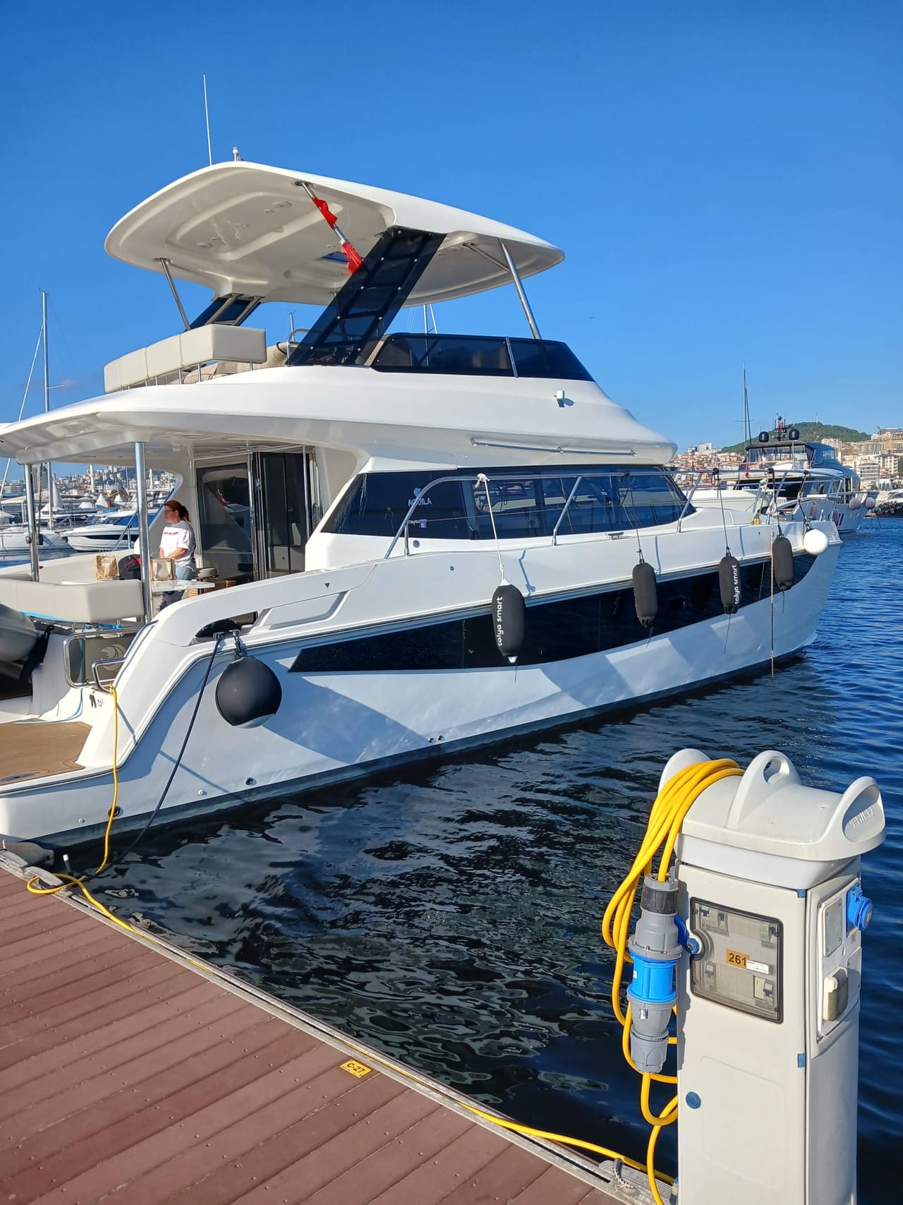AQUILA 42